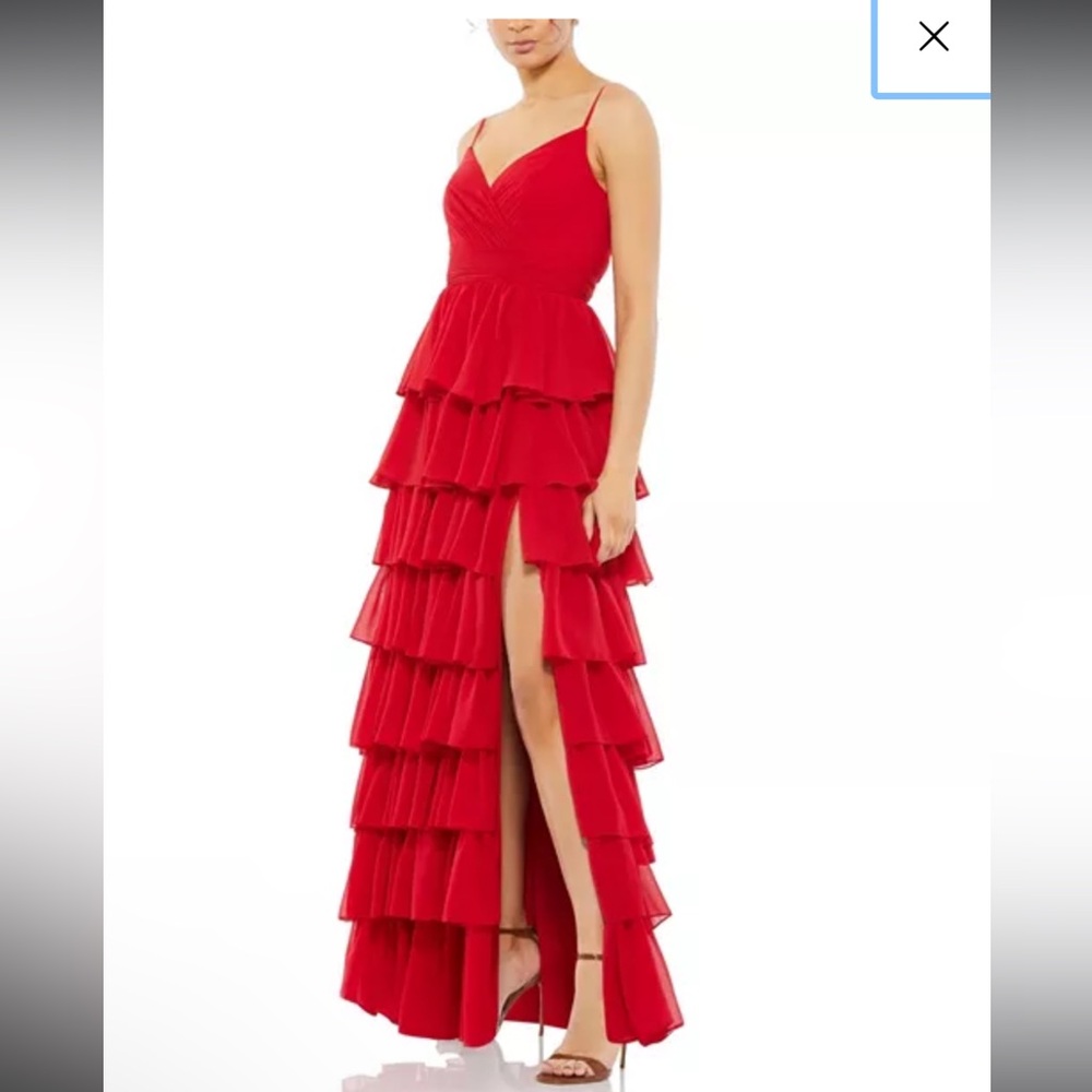 NWT Ieena Mac Duggal Sleeveless Gown with Ruffled Skirt